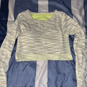 Lululemon long sleeve crop top